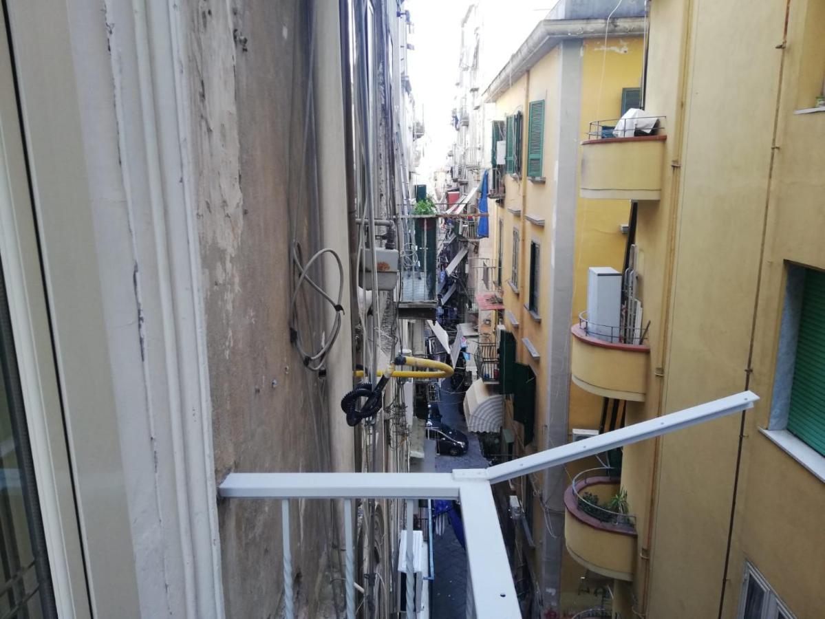 Le Di Rita Naples